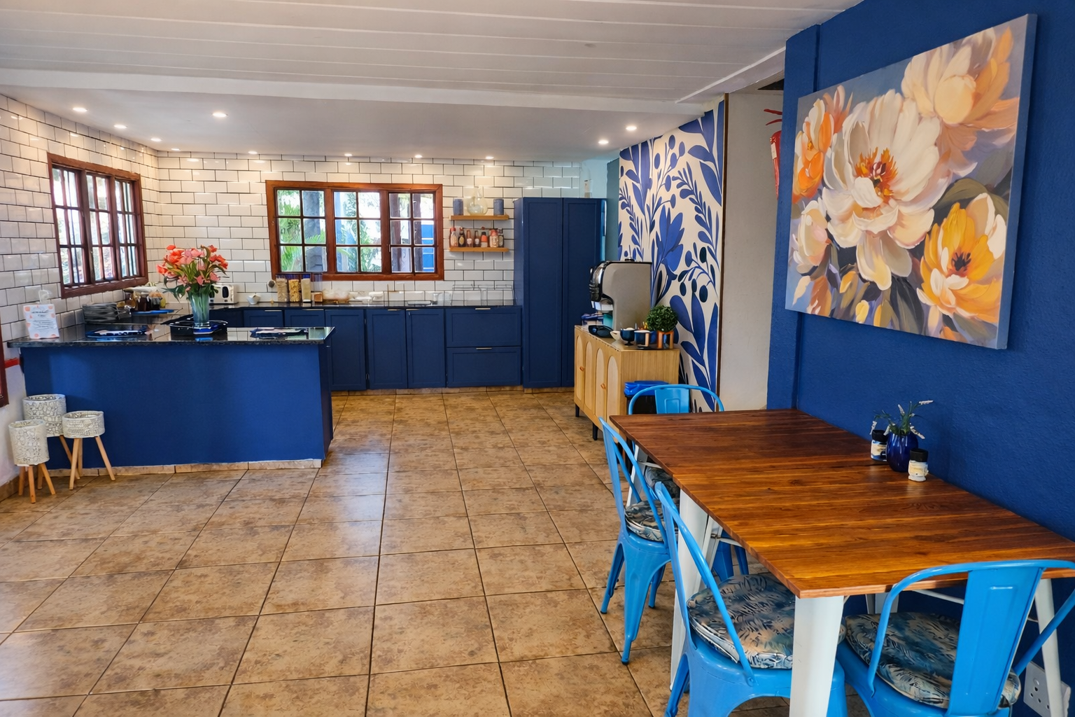 Breakfast room new